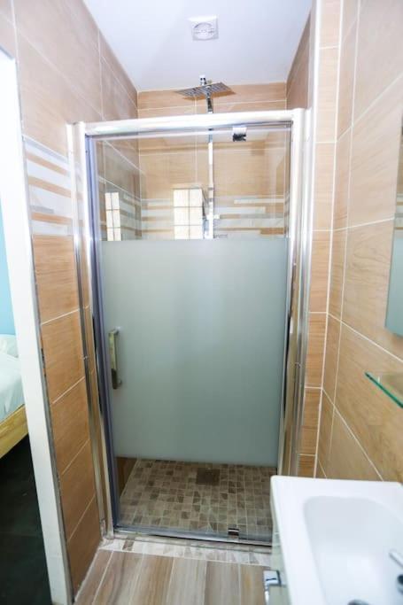 Вилла F3 80 M2 Longere Plain Pied Au Centre Auxonne. Экстерьер фото