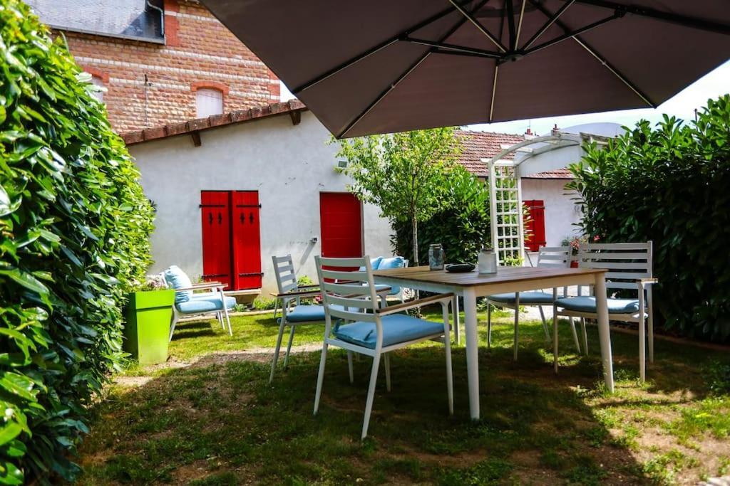 Вилла F3 80 M2 Longere Plain Pied Au Centre Auxonne. Экстерьер фото